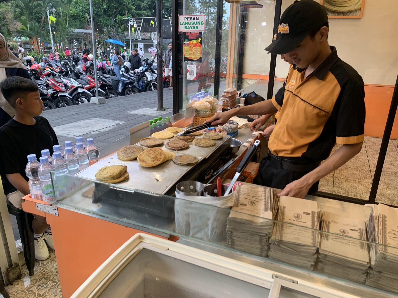 Sop Gurame Mbak Lili: Rahasia Rasa yang Bikin Warga Cilacap Rela Antre